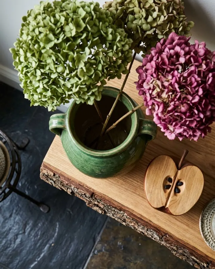12 Innovative Ikea Trones Hacks & Ideas for Maximizing Space
