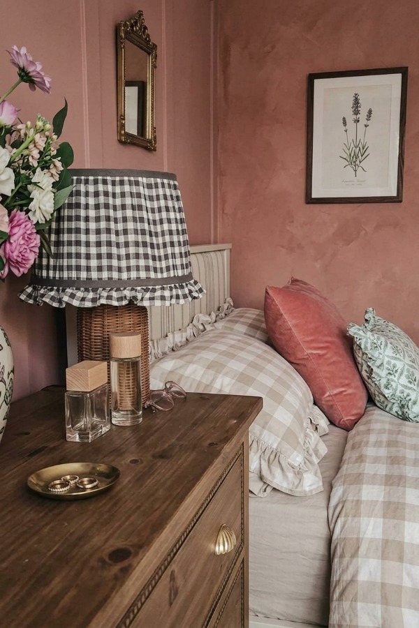 8 Stunning Ikea Hemnes Bed Hacks for Elevated Bedrooms
