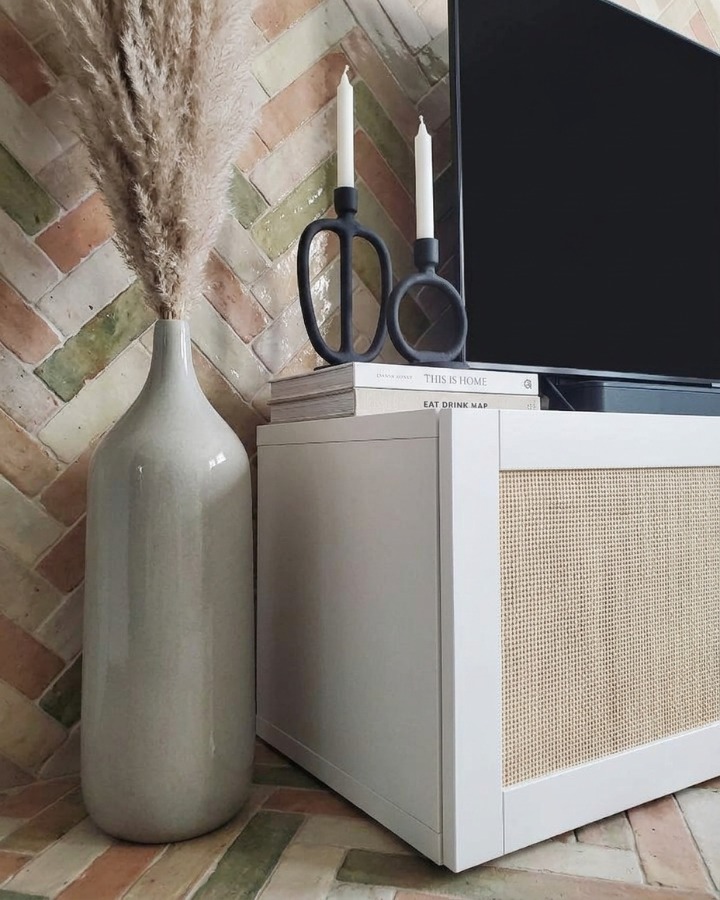 Transform Your Space with 8 Creative Ikea Besta TV Unit Hacks