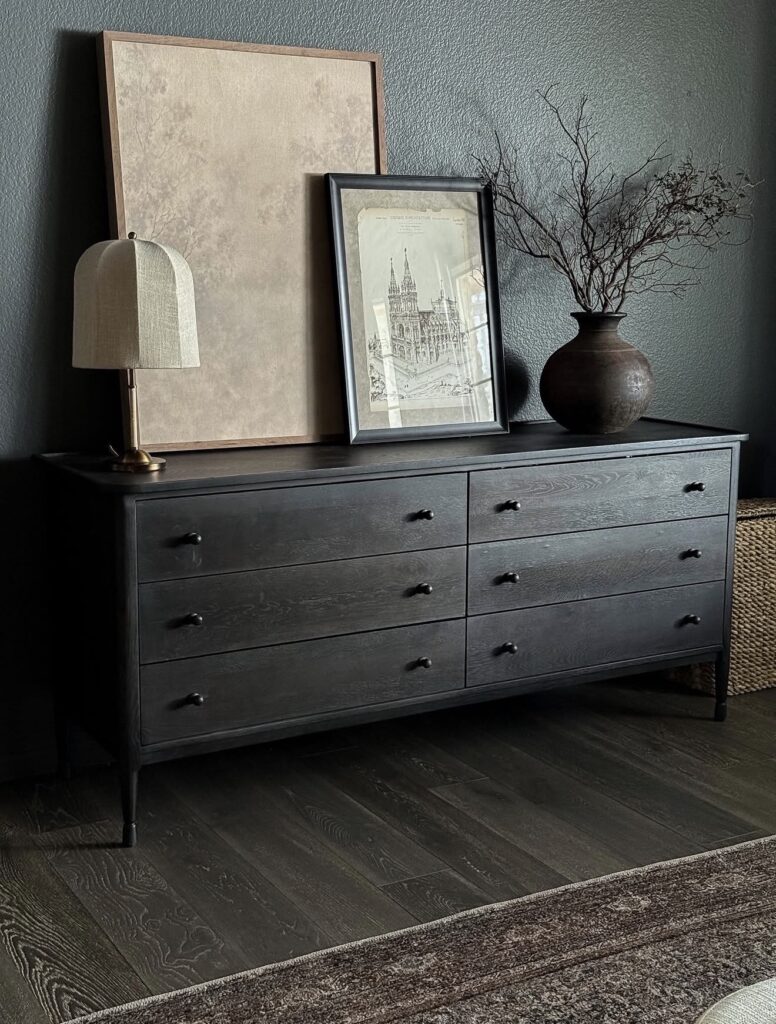 9 Moody Bedroom Ideas for Dreamy Cozy Nights