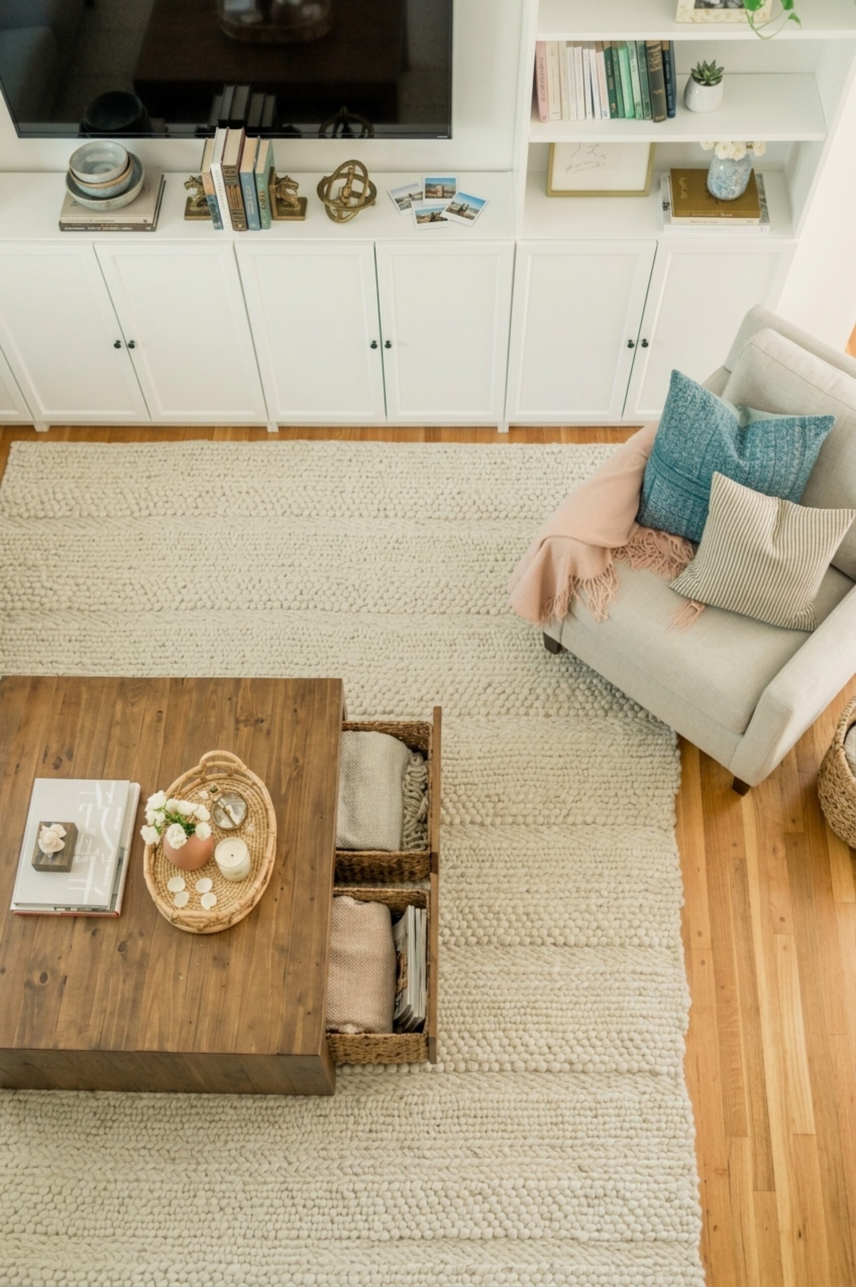Transform Your Space with Our DIY Ikea Billy Bookcase Built Ins: 10 Stunning Images